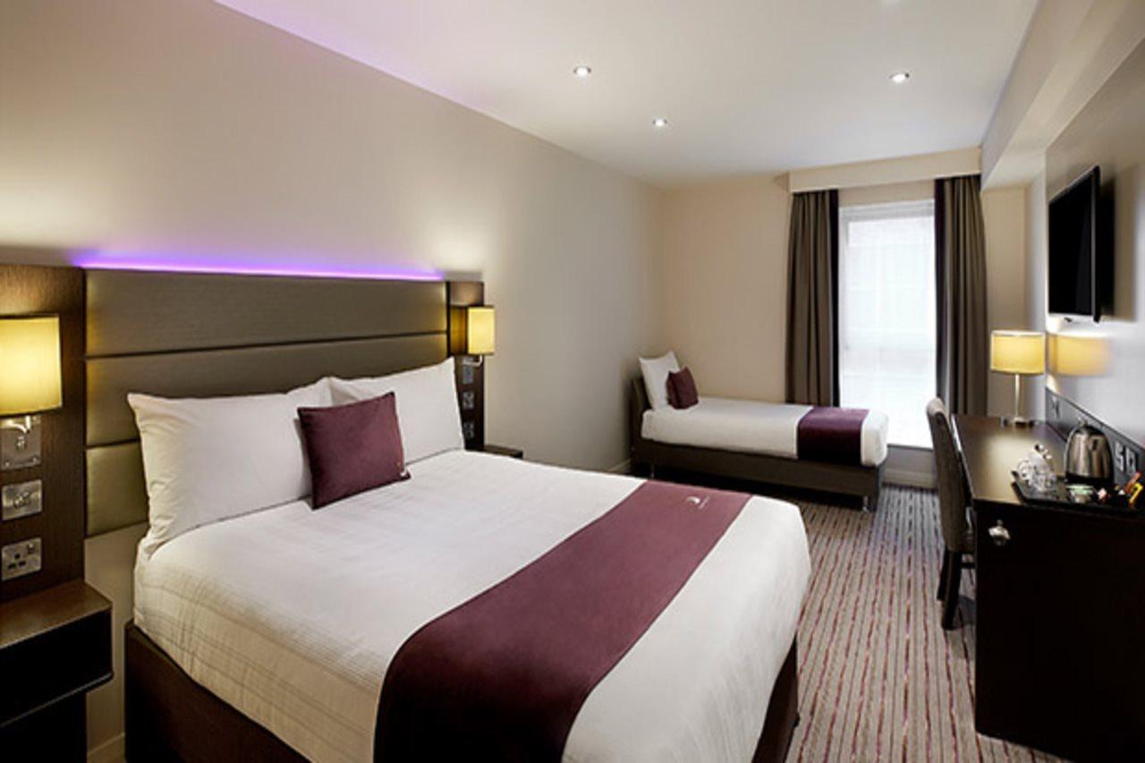 Premier Inn Manchester - Heaton Park Zewnętrze zdjęcie