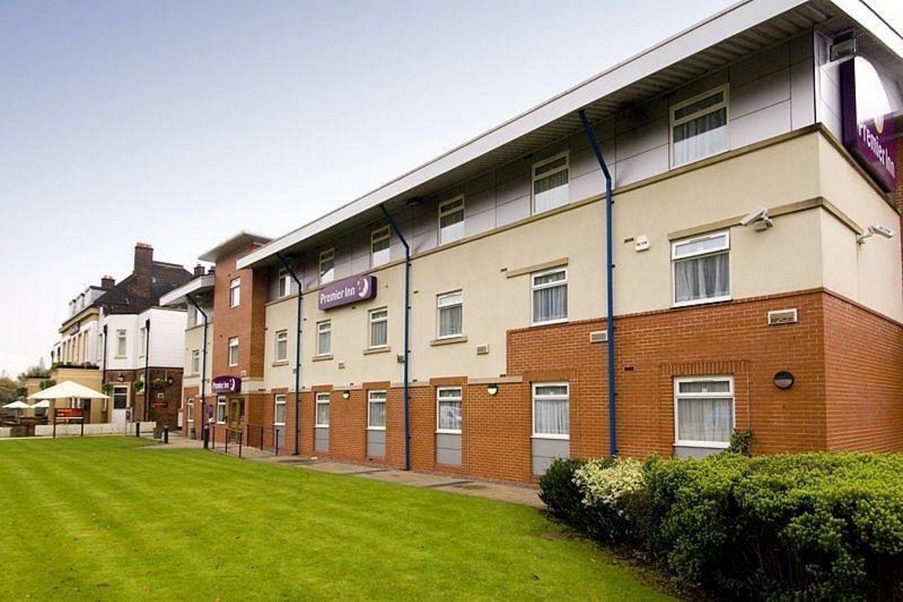 Premier Inn Manchester - Heaton Park Zewnętrze zdjęcie