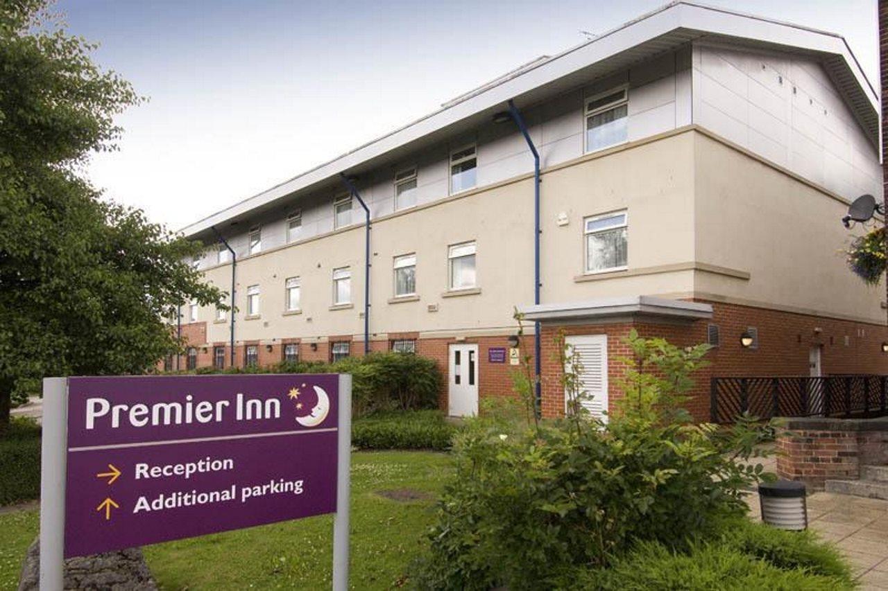 Premier Inn Manchester - Heaton Park Zewnętrze zdjęcie